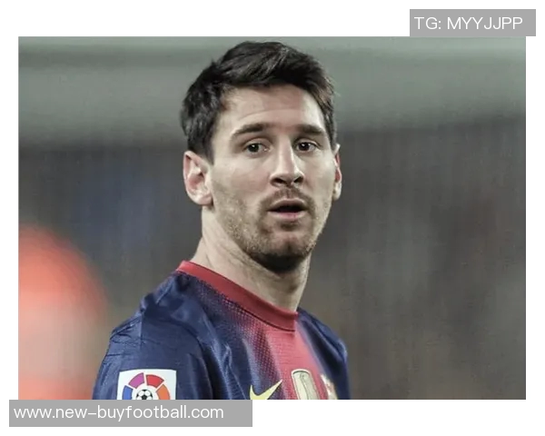 梅西球衣不够用对方前锋主动脱衣赠予展现友谊精神 梅西球衣不够用对方前锋主动脱衣赠予展现友谊精神