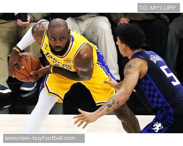 詹姆斯重返球队提升进攻实力海斯称这是对对手的又一巨大挑战