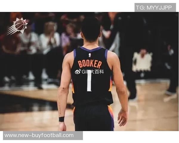 布克谈中国之行无时差反应球队节奏明显加快提升表现