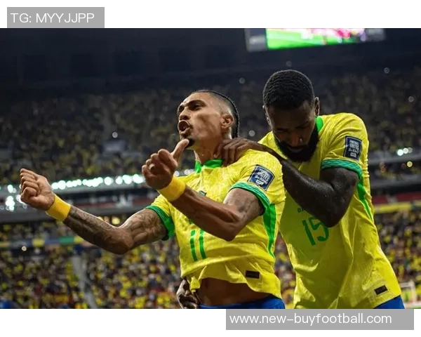 德转更新拉菲尼亚身价下调千万元远射双响引发热议